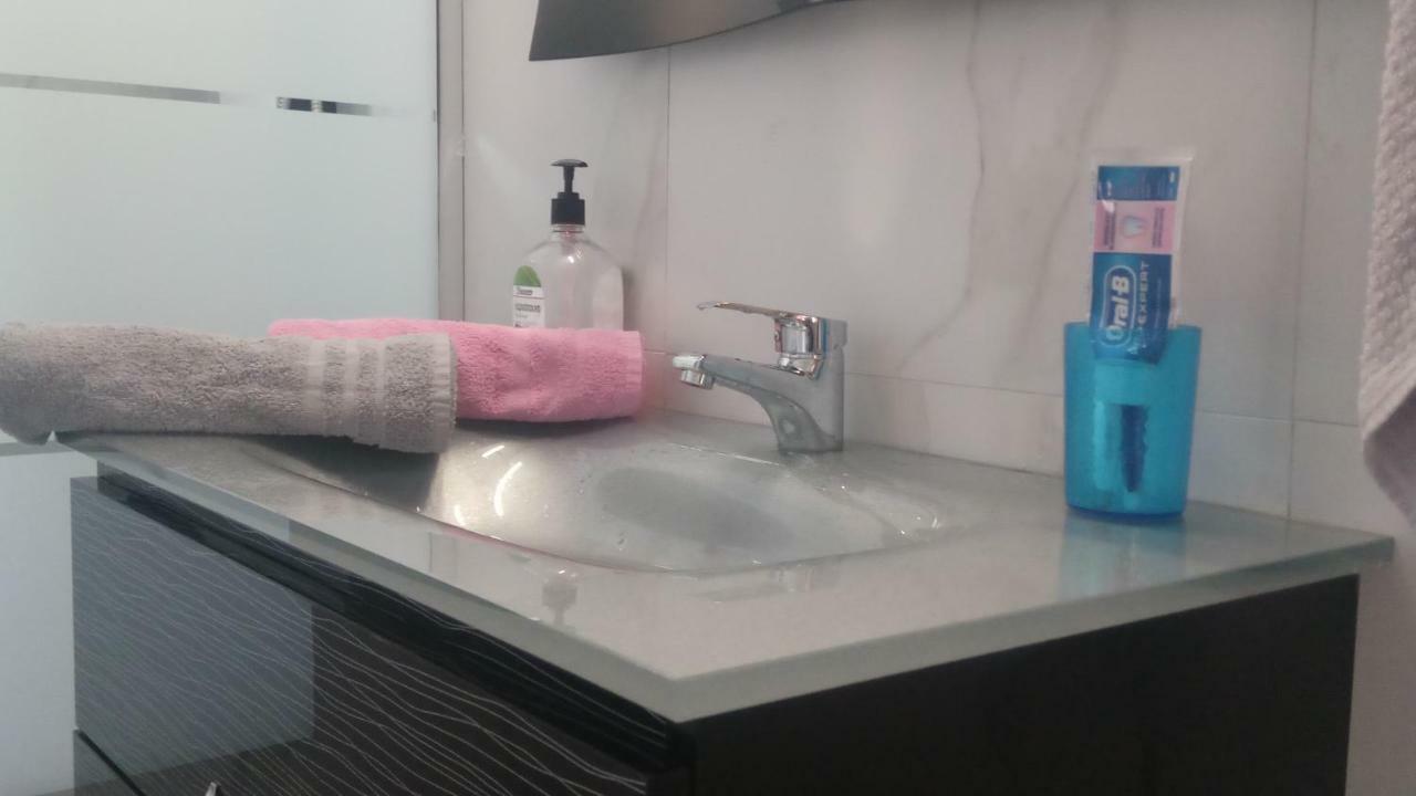 Apartment Near Stavros Niarchos Park & Acropolis Ateny Zewnętrze zdjęcie